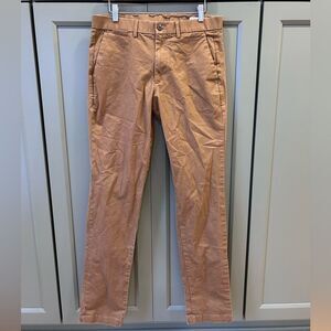 Gap Men’s Slim Khaki Pants
